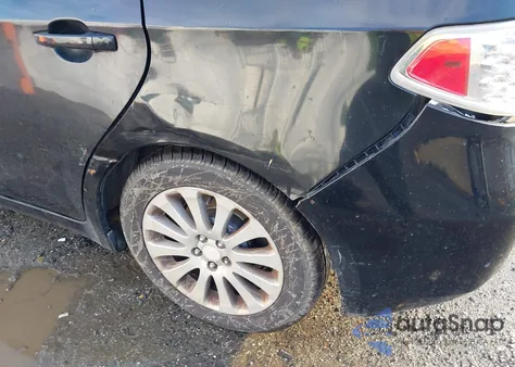 2011 Subaru Impreza 2.5I Premium z USA, uszkodzony, nr VIN JF1GH6B62BH800532